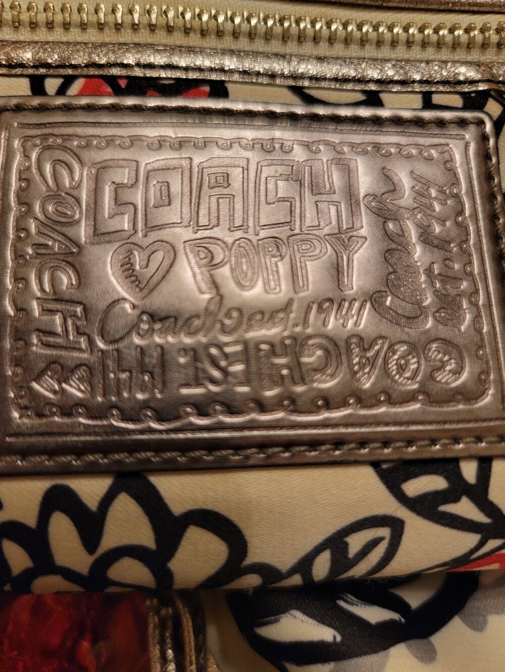 Coach Poppy Rare 2010 Graffiti Bella Glam XL Tote with Hang Tags and Wristlet - Picture 16 of 16
